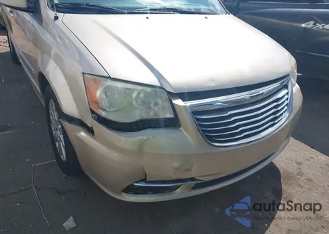 2015 Chrysler Town & Country Touring from USA, damaged, VIN 2C4RC1BG1FR570893